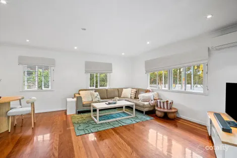Property photo of 70 Noble Street Clayfield QLD 4011