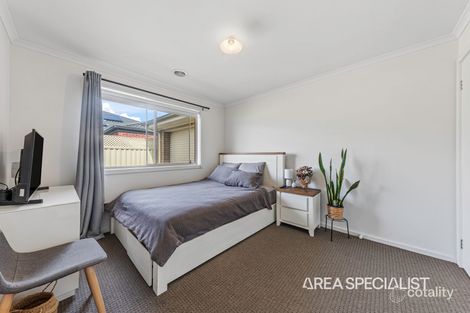 Property photo of 71 Blue Horizons Way Pakenham VIC 3810