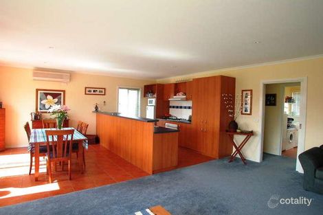 Property photo of 10 Stella Court Bell Park VIC 3215