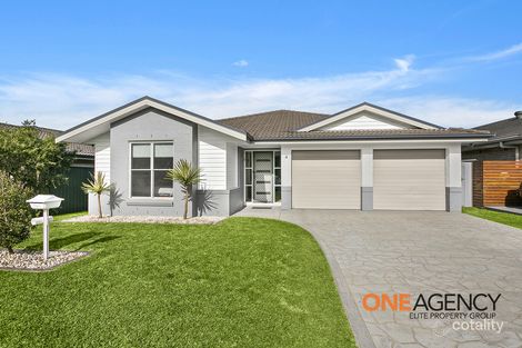 Property photo of 3 Penterong Way Haywards Bay NSW 2530
