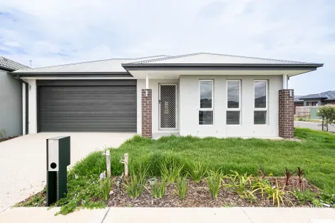 20 Hubbard St, Wyndham Vale, VIC 3024
