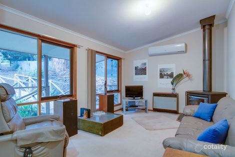 Property photo of 13 Baynes Park Road Monbulk VIC 3793