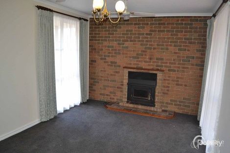 Property photo of 25 Florence Avenue Berwick VIC 3806