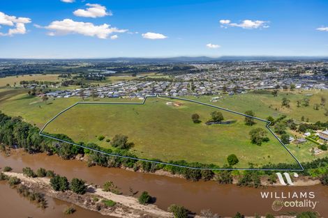 36 Cockatoo Rdge, Aberglasslyn, NSW 2320