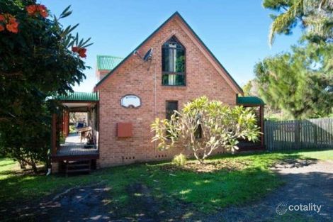 Property photo of 1 Dorshae Close South West Rocks NSW 2431