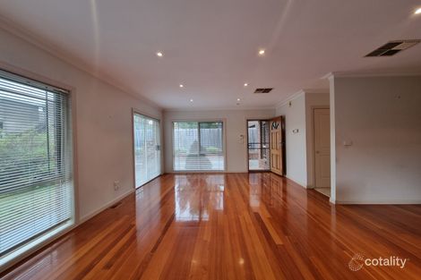 Property photo of 1/598 Centre Road Bentleigh VIC 3204