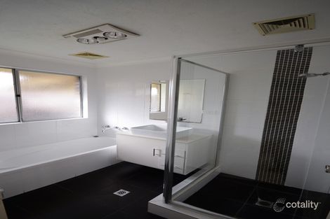 Property photo of 16 Scandrett Way Bateman WA 6150