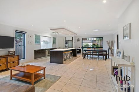 Property photo of 32 Long Island Drive Windaroo QLD 4207