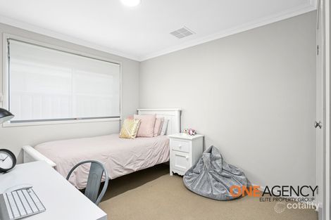 Property photo of 3 Penterong Way Haywards Bay NSW 2530