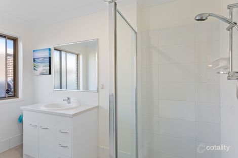 Property photo of 4 Cod Circuit Bongaree QLD 4507