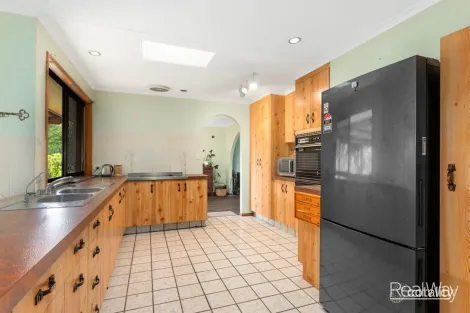 Property photo of 1 Ironbark Crescent Camira QLD 4300