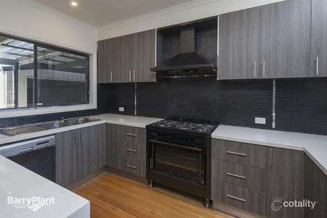 Property photo of 9 Wallace Avenue Dandenong VIC 3175