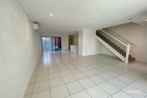 Property photo of 4/33 Chrome Drive Pimpama QLD 4209