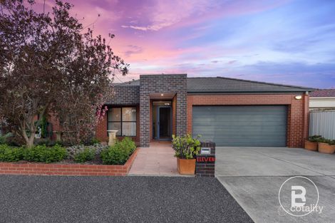 Property photo of 11 Kiandra Way Kennington VIC 3550