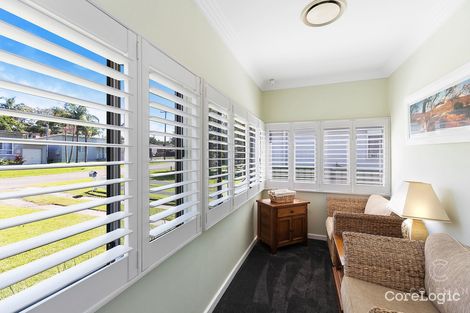 Property photo of 1 Valencia Street Gorokan NSW 2263