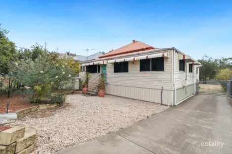 102 JAMES ST, MOUNT MORGAN, QLD 4714