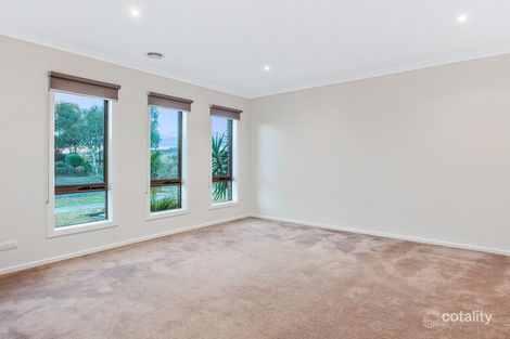Property photo of 2 Thunderbolt Drive Cranbourne East VIC 3977