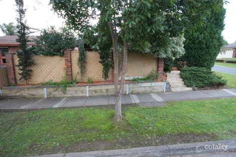 109 Langdale Dr, Croydon Hills, VIC 3136