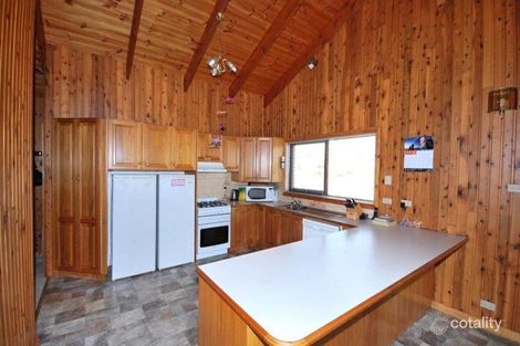 Property photo of 10 Narawi Avenue Clifton Springs VIC 3222