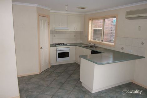 2/1b Wallace Rd, Wantirna South, VIC 3152