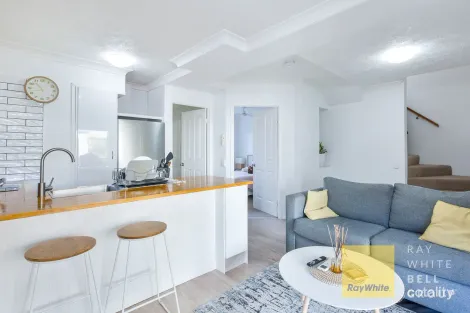 Property photo of 23/21-25 Peerless Avenue Mermaid Beach QLD 4218