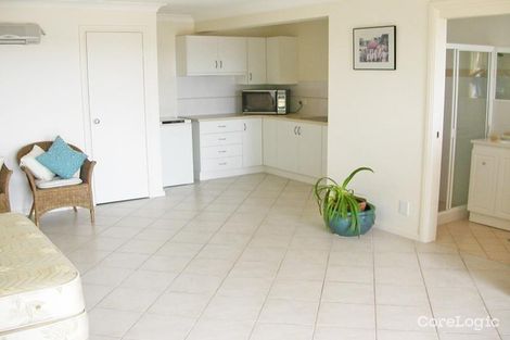 Property photo of 2 Griffin Parade Illawong NSW 2234