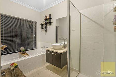 Property photo of 6 Gumleaf Road Tarneit VIC 3029