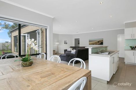 Property photo of 11 Hewitt Drive Grovedale VIC 3216