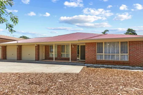4 Chynoweth Ave, Hackham, SA 5163