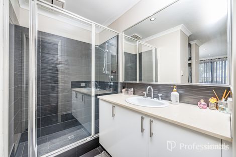 Property photo of 65 Reflection Boulevard Jindalee WA 6036