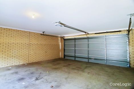 Property photo of 18 Broadbeach Circuit Point Cook VIC 3030