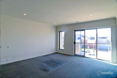 Property photo of 10 Broadbeach Circuit Point Cook VIC 3030