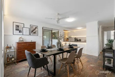 Property photo of 8 Clivia Crescent Daisy Hill QLD 4127