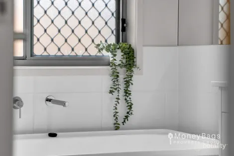 Property photo of 73 Whitby Circuit Jimboomba QLD 4280