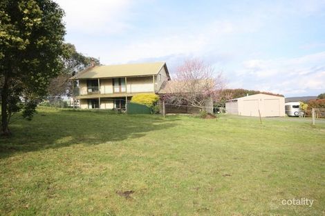 207 Blackberry Lane, Haddon, VIC 3351
