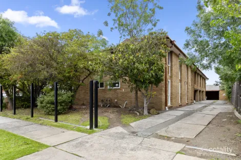 Property photo of 2/6 St James Avenue Springvale VIC 3171