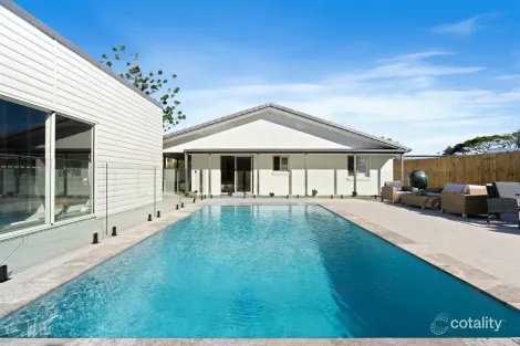 13 Murray St, Woorim, QLD 4507