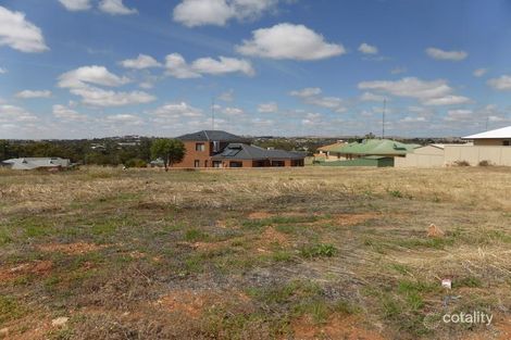 17 Golf Cres, Northam, WA 6401