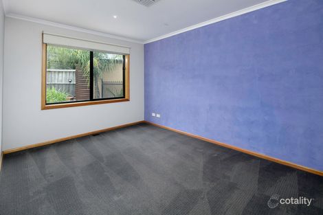 Property photo of 31 Flame Robin Drive Langwarrin VIC 3910