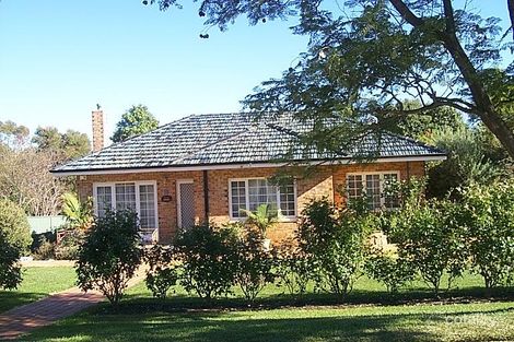 15 Hamilton Tce, Greenmount, WA 6056