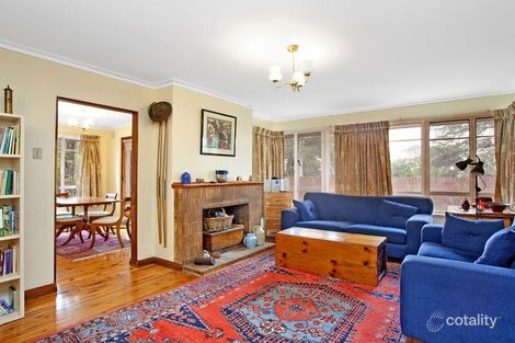 Property photo of 72 Captain Cook Crescent Griffith ACT 2603