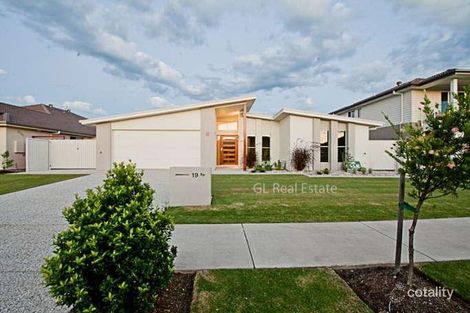 19 Whitehaven Way, Pelican Waters, QLD 4551