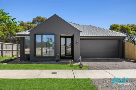 Property photo of 88 Countess Drive St Leonards VIC 3223