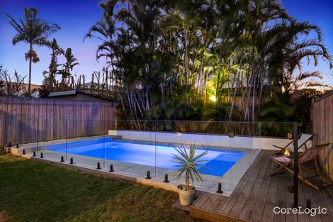 36 Sydney St, Labrador, QLD 4215