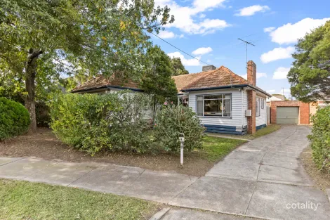 Property photo of 4 Galtes Crescent Brunswick West VIC 3055
