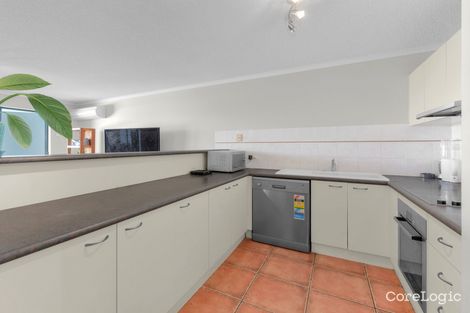 Property photo of 4/25 Whytecliffe Street Albion QLD 4010