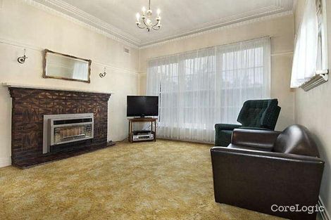Property photo of 24 Wickham Grove Strathmore VIC 3041