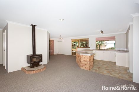 Property photo of 15 Kedron Place Greenfields WA 6210