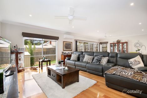 Property photo of 3 Caladenia Close Healesville VIC 3777