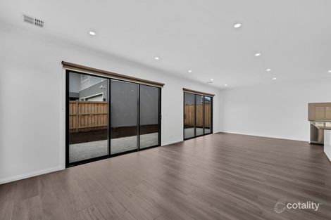 Property photo of 15 Delegate Circuit Lyndhurst VIC 3975